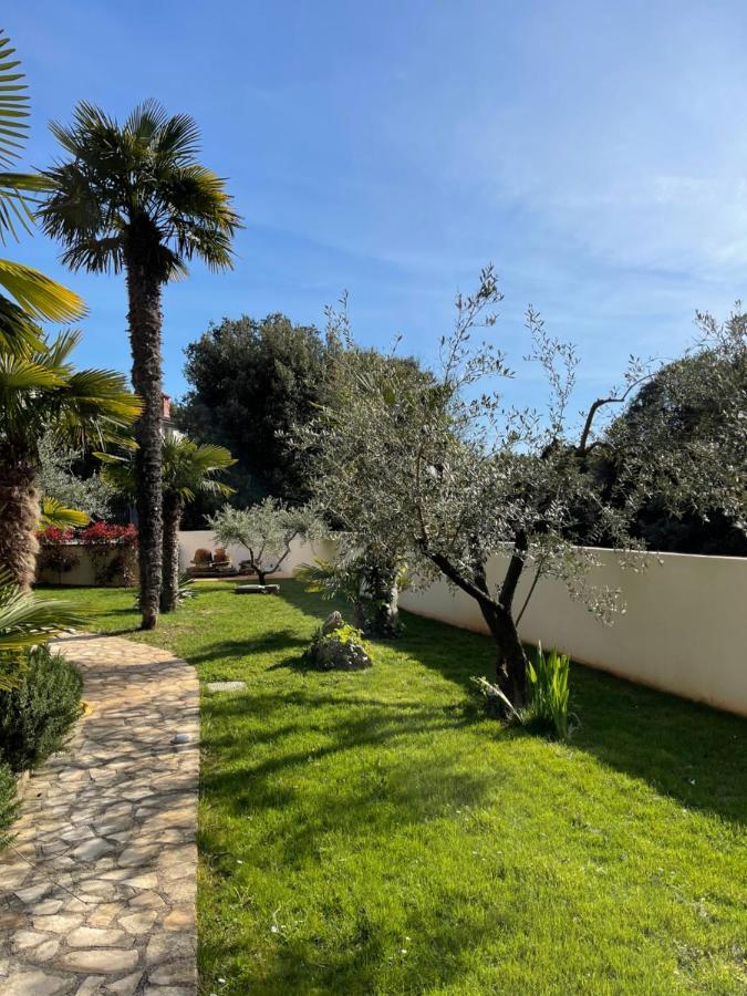 Villa Kos Rovinj Apartments Exterior photo